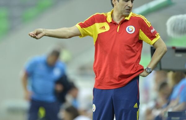 Radiografia "naţionalei" la ultimul meci înainte preliminariilor pentru CM 2014 » Tăiem în carne vie sau ne uităm la televizor