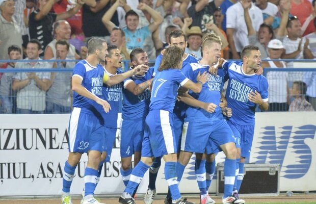 VIDEO CS Severin - U Cluj 1-1 » Egal eroic pentru ardeleni, care au jucat o repriză cu doi oameni mai puţin