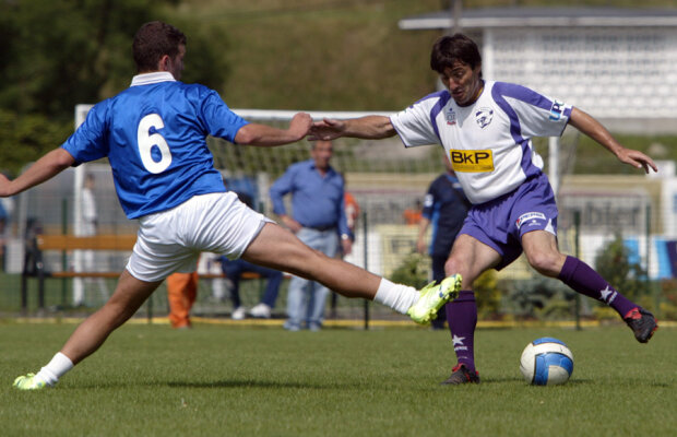 Dirijor la 50 de ani » Iosif Rotariu s-a legitimat la echipa înfiinţată de suporterii bănăţeni, SS Poli