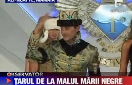 Radu Mazare s-a costumat in tar la Summer Fashion Festival