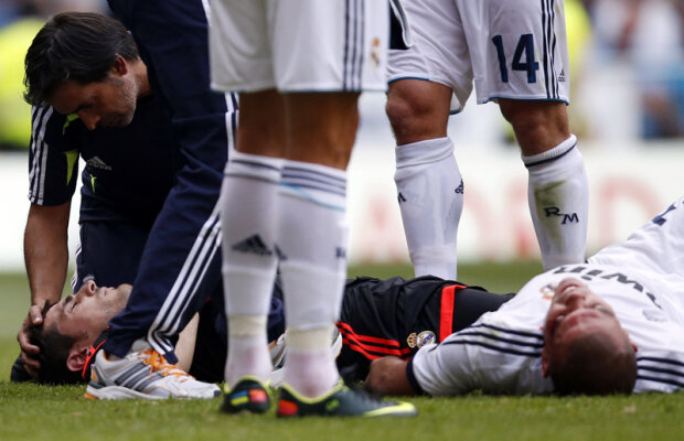 VIDEO Confuz, agitat, sedat! » Şocul cap-în-cap cu Casillas l-a trimis pe Pepe la spital cu traumatism cranio-encefalic