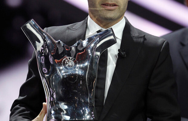 Iniesta, noul rege » Juriul de ziarişti din care a făcut parte Ovidiu Ioaniţoaia nu l-a ales pe Messi jucătorul anului