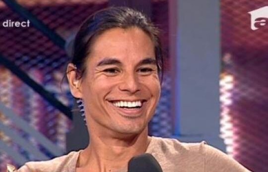 Julio Iglesias Jr. s-a destainuit "pacatosilor"! Cum se intelege cu Enrique, fratele mai mic