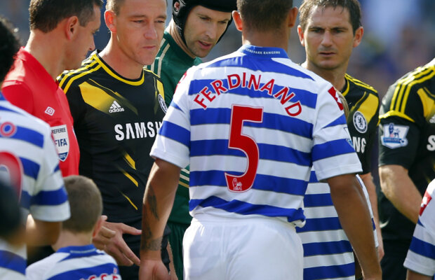 John Terry a rămas din nou cu mîna întinsă » Ferdinand l-a "driblat" înaintea meciului