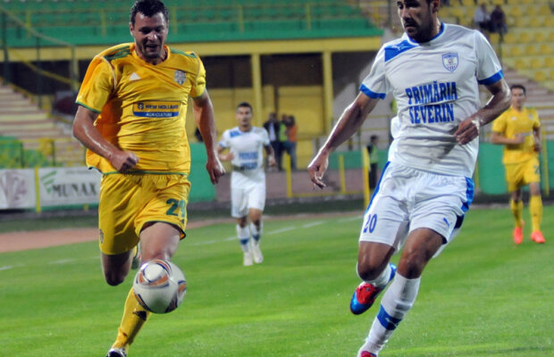 VIDEO Salvaţi de arbitru » FC Vaslui a bifat toate cele trei puncte în meciul cu CS Severin, scor 2-1
