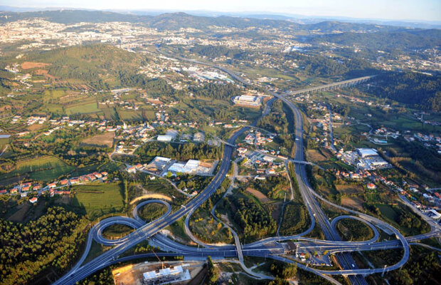 Bijuteria şlefuită în piatră » CFR joacă pentru a treia oară în Ligă într-un oraş încărcat de istorie şi religie