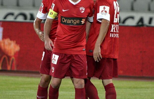 Gică Popescu îi pune cu picioarele pe pămînt pe dinamovişti: "Nu pot emite pretenţii la titlu!"