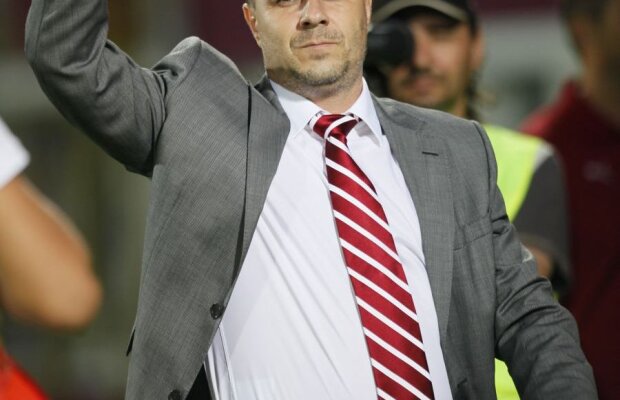 Gluma lunii septembrie în fotbal poate deveni realitate diseară » Cum ajunge Şumudică la Rapid :D