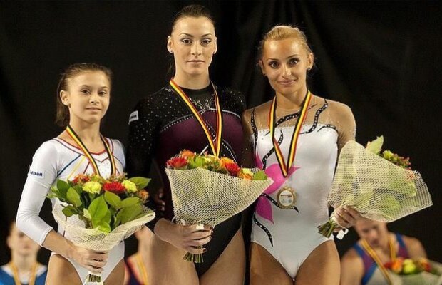 Gimnasta Vasiliki Millousi le admiră pe Nadia Comăneci şi Cătălina Ponor » Grecoaica blondă