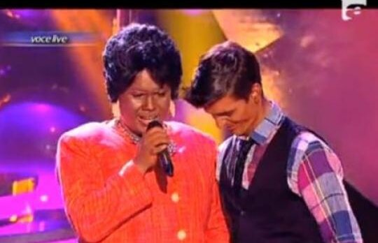 Radu Almasan este Aretha Franklin, Lavinia este Radu Almasan. Vezi cine s-a descurcat mai bine!
