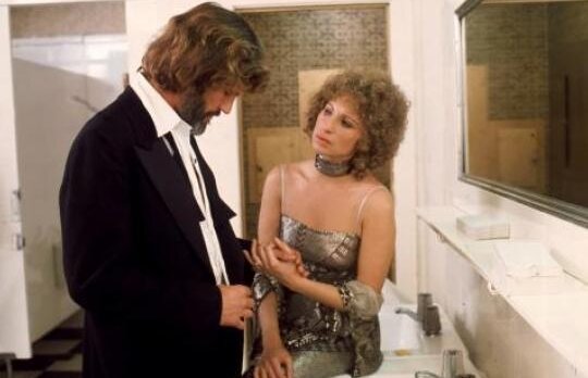 Barbra Streisand si-a gasit iubitul in pat cu alt barbat! Vezi cele mai scandaloase despartiri din showbiz!
