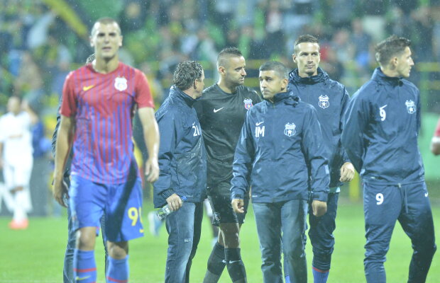 FOTO A căzut în cap după un duel aerian » Ratează meciul cu Pandurii