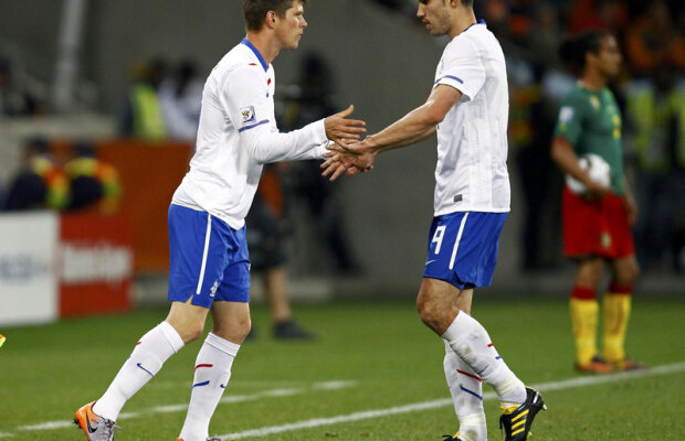 Ni-l rezervă pe Van Persie » Atacantul lui United ar putea fi menajat cu Andorra pentru a fi ”proaspăt” la Bucureşti