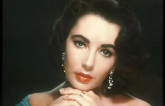 Picanterii din viata lui Elizabeth Taylor: actrita ar fi avut relatii amoroase cu doi presedinti americani!