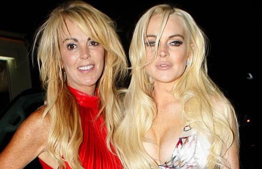 Lindsay Lohan s-a batut cu mama ei dupa o cearta aprinsa
