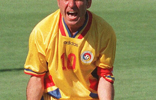 Răzvan Prepeliţă şi o avancronică a meciului cu Turcia din vremurile în care "facebook era din vorbă în vorbă" » "Pagini goale"