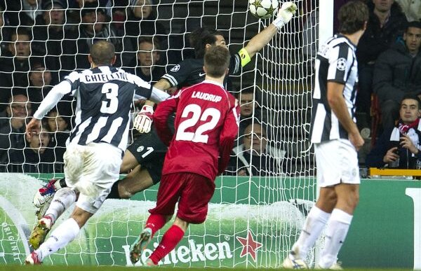 Juve chiX » Campioana Italiei a ajuns la 9 egaluri consecutive în Europa după 1-1 la Nordsjaelland