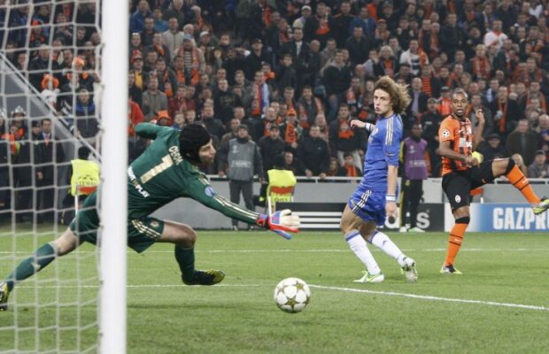 Englezii pun reflectoarele pe Şahtior:  ”Vulpoiul Lucescu a inventat stilul Doneţk”