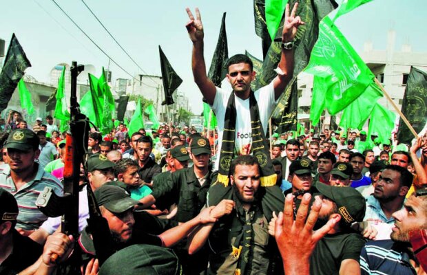 Talentul ţinut prizonier » Cel mai mare golgeter palestinian a trăit 36 de luni de coşmar în închisorile israeliene