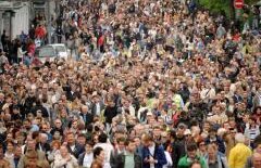 Tabloidele britanice lovite de isterie: 30 de milioane de români şi bulgari, gata să invadeze Regatul Unit!