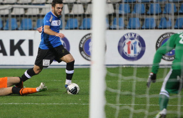 VIDEO Copii şi cîrtiţe » Pandurii nu reuşesc să ţină pasul cu Steaua: 0-2 cu Viitorul