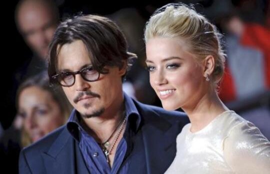 S-au impacat! Johnny Depp i-a trimis flori si poeme actritei Amber Heard
