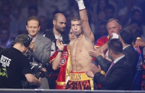 Lucian e euforic după victorie: "Adevăratul Bute s-a întors! Să vină Froch"