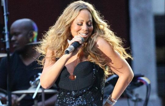 Mariah Carey nu schimba scutece
