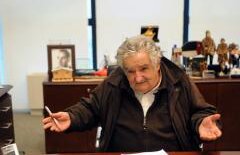 Cel mai sărac președinte al lumii. Are o avere de 1.800 de dolari și se mândrește cu asta