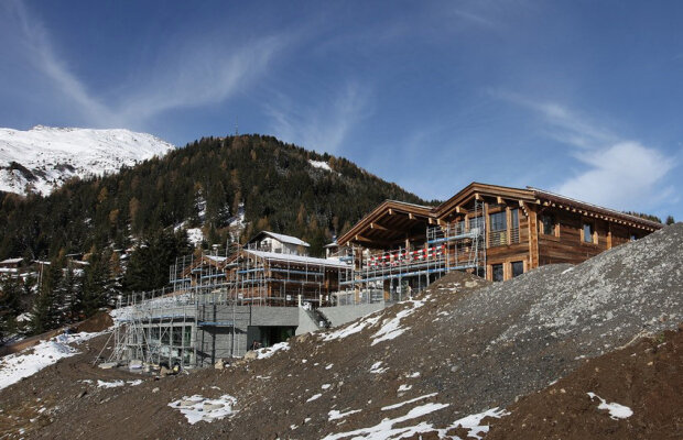 Aproape gata » Vilele lui Federer din staţiunea Valbella sînt aproape de finalizare