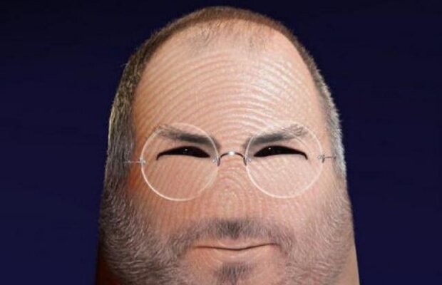 FOTO! Portretul lui Steve Jobs, la o aruncatura de... deget