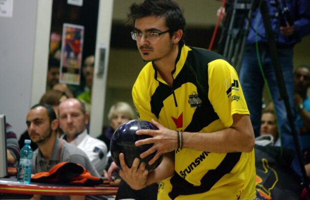 Galerie FOTO Finală neaşteptată la Turneul Internaţional de Bowling de la Bucureşti » Giannis Stathos e noul campion
