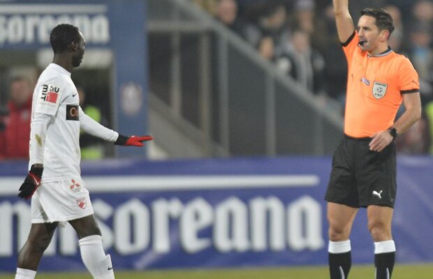 Boubacar a complicat misiunea "cîinilor" » A fost eliminat în minutul 31 pentru două faulturi stupide