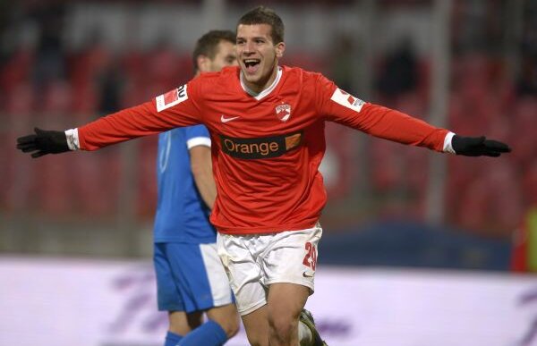 VIDEO Ţucudean a învins canicula » Vîrful dinamovist a înscris după 99 de zile de secetă