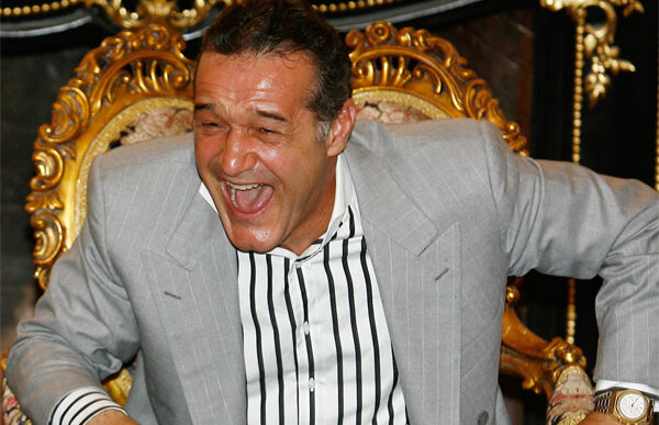Dialog spumos între Gigi Becali şi Rui Duarte în direct la GSP TV » "Disciplină, tată, altfel amendă!" ;)