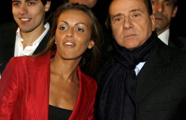 Diferenţă de 49 de ani! » Berlusconi s-a logodit cu o femeie mai tînără decît propria lui fiică