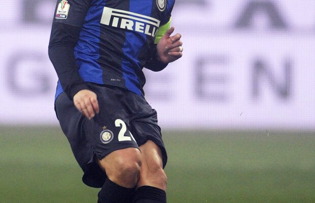 VIDEO S-a întors cu banderolă! » Din nou pe teren după 4 luni, Chivu a fost aseară căpitanul lui Inter, 2-0 cu Verona