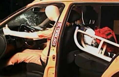 VIDEO: Despre ancorarea skiurilor în mașină