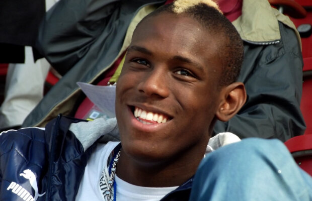 Nici fratele lui Balotelli nu e uşă de biserică: a ajuns la închisoare după ce a făcut scandal într-un bar