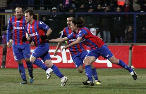 Cernat e pe făraş la Karabukspor, dar refuză Liga 1: "În România nu se mai joacă fotbal, sînt numai scandaluri" :X