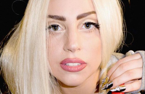 Lady Gaga se cuminteste? Renunta la "fumuri" pe durata inregistrarilor