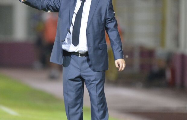 Un fost jucător al naţionalei acuză: "E o păcăleală cu antrenorii! Cînd şi-au luat licenţa Şumudică sau Niculescu?"