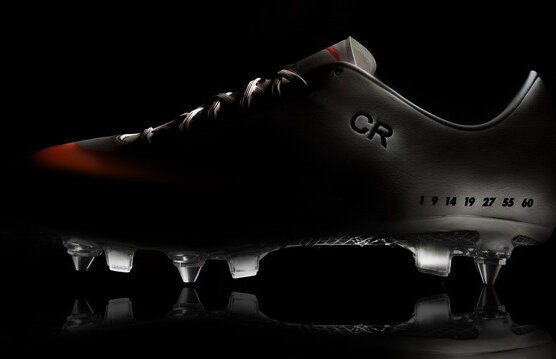 Cristiano Ronaldo va purta ghete personalizate la meciul Real Madrid - Real Sociedad!