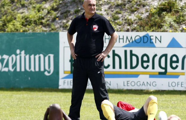 Povestea lui ”Dochi”, medicul care se află de 11 ani în curtea lui Dinamo: ”Sînt ”Spitalul de Urgenţă” pentru fotbalişti”