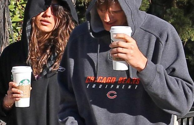 Ashton Kutcher si Mila Kunis, la plimbare sub acoperire