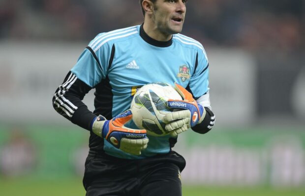 Porumboiu e rugat de un vasluian să nu-l dea pe Coman: "E ca un tată pentru mine"