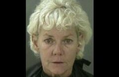 Reacţie STUPEFIANTĂ: Ce a făcut o soţie după ce şi-a găsit bărbatul în pat cu o femeie mai tânără