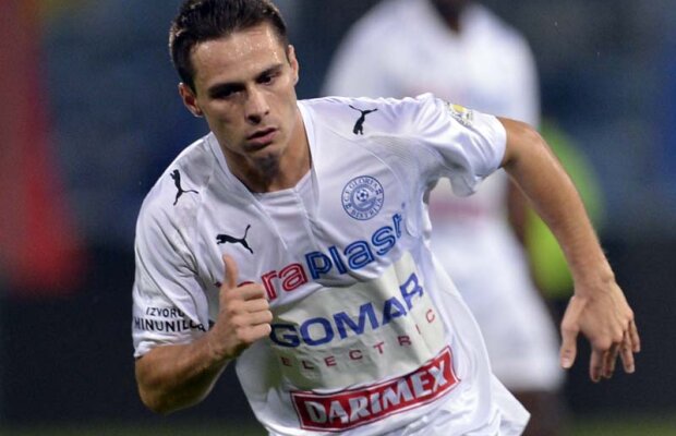 Toţi refuză Dinamo » Lipsa banilor şi scandalurile îi fac pe fotbaliştii din provincie să evite echipa ”cîinilor”