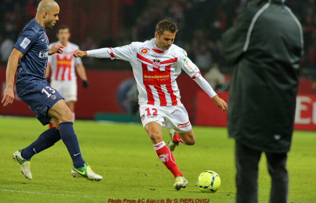 VIDEO De 4 ori 3! » L'Equipe nu-l iartă pe Mutu după PSG - Ajaccio 0-0