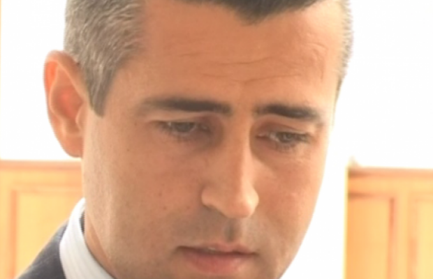 Premiera: Gemenele Truica isi cheama tatal in instanta. Vor ca averea parintilor sa se imparta